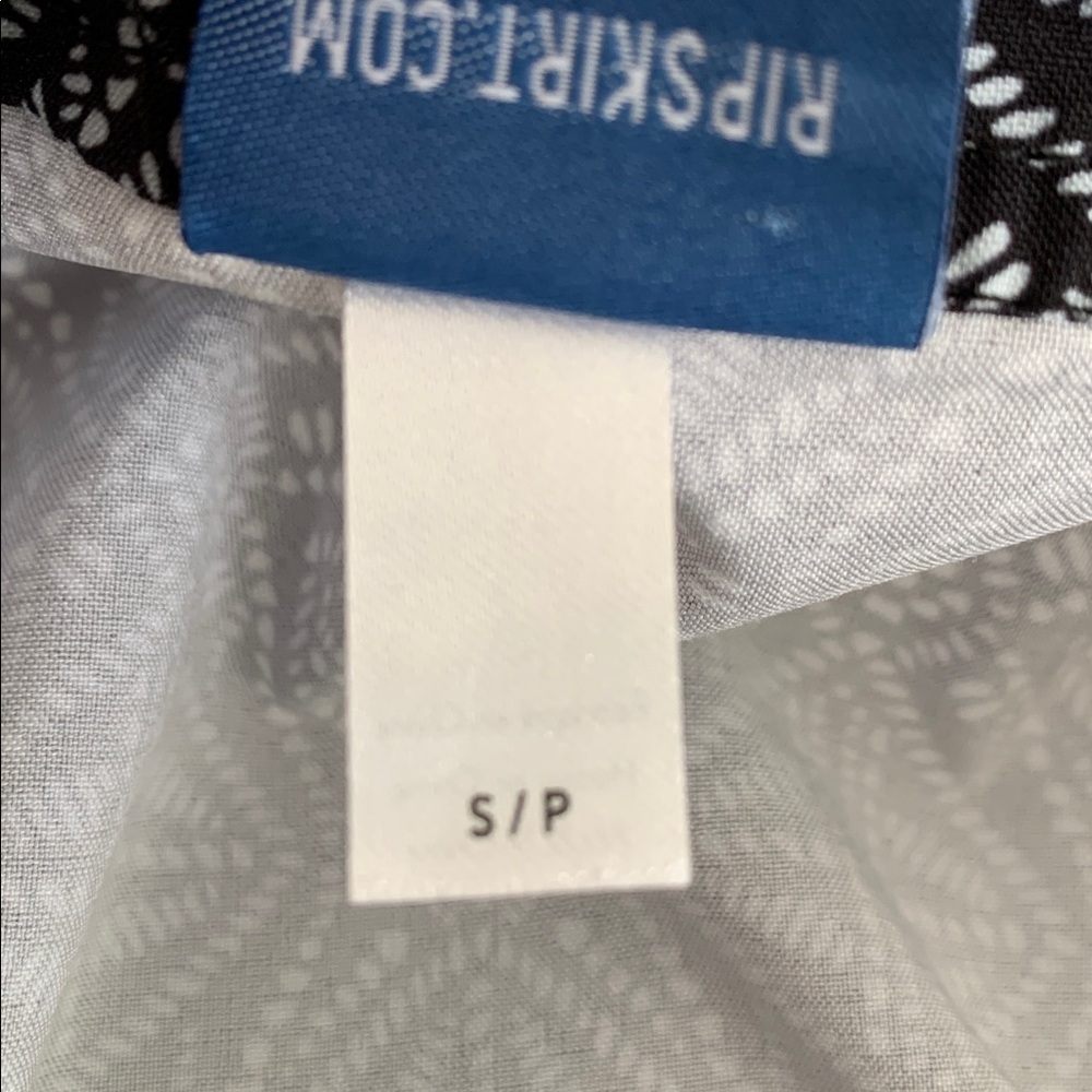 RipSkirt Hawaii Black Pearl Batik Wrap Skirt - Picture 10 of 15